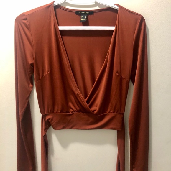 Rust low cut crop top - Picture 1 of 2